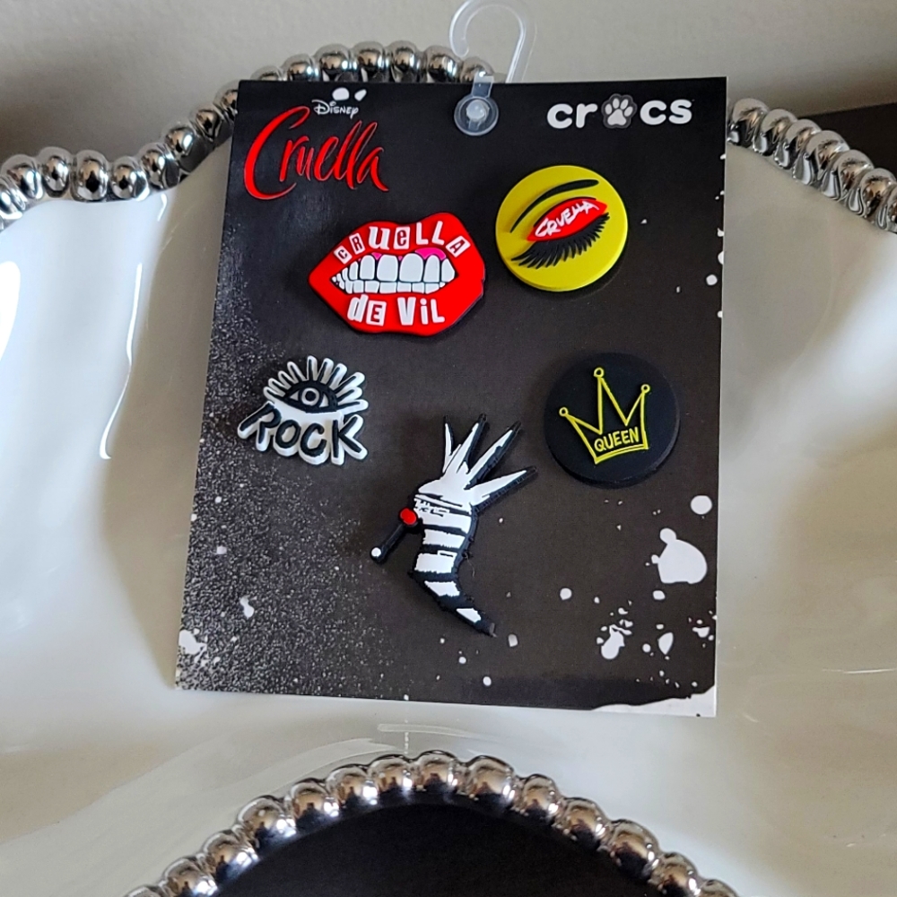 Cruella Crocs Jibbitz